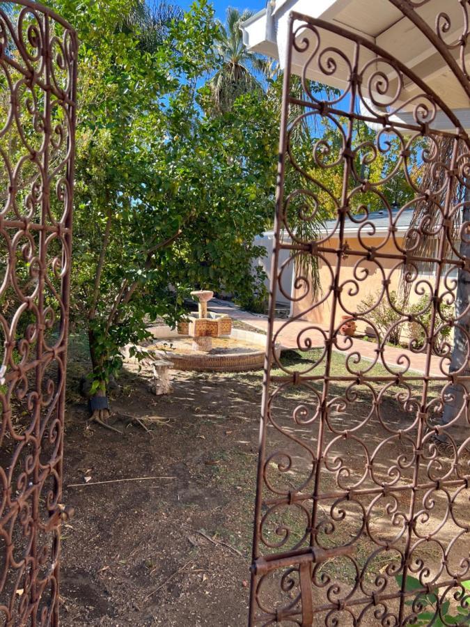 Moroccan Style Home With Swimming Pool ลอสแอนเจลิส ภายนอก รูปภาพ