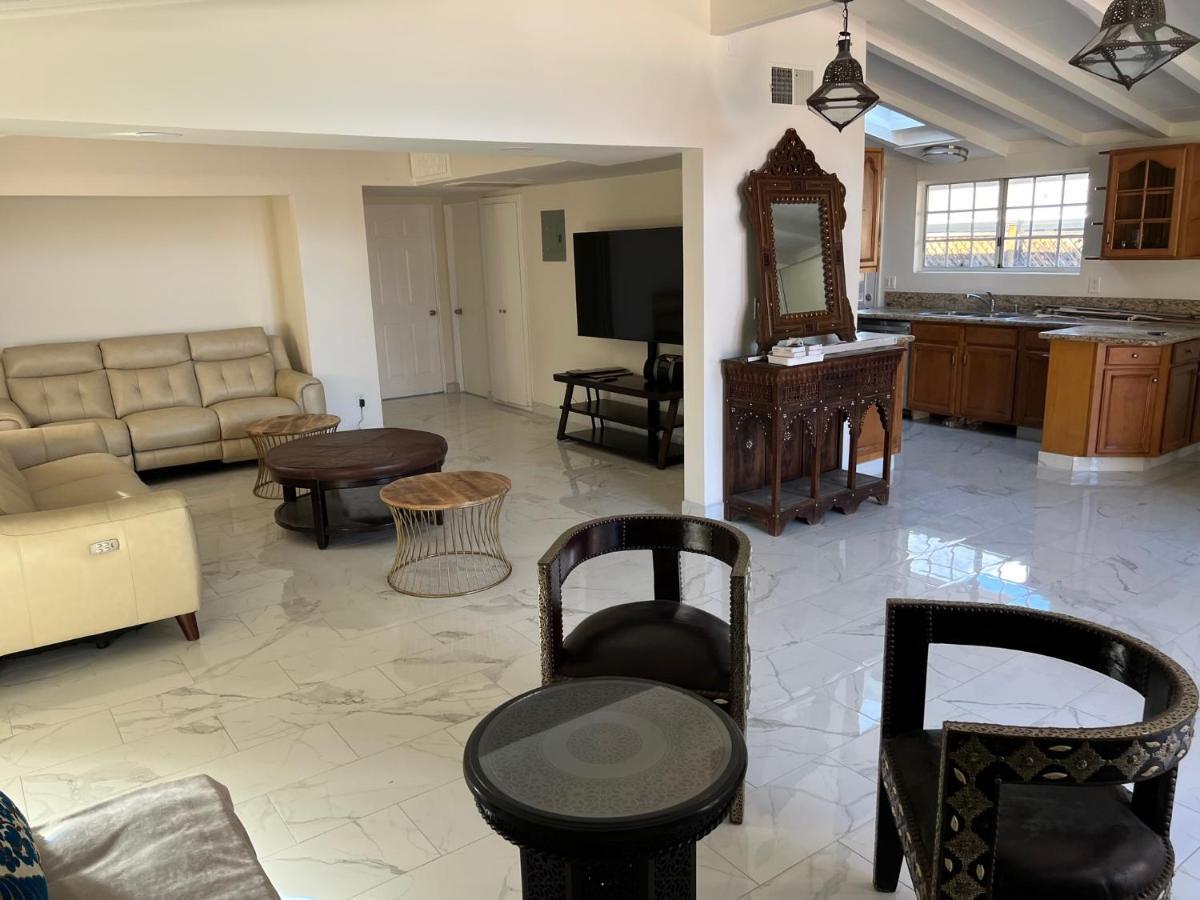 Moroccan Style Home With Swimming Pool ลอสแอนเจลิส ภายนอก รูปภาพ